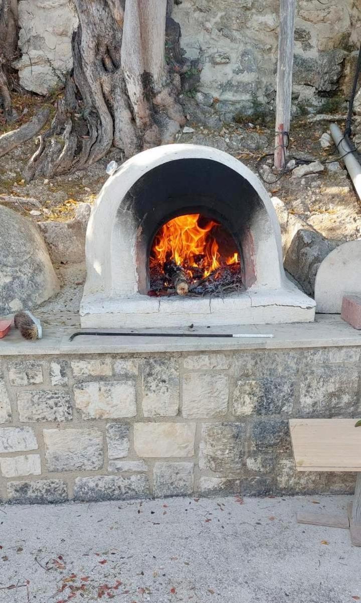 נאו חוריו Philip'S Holiday House מראה חיצוני תמונה