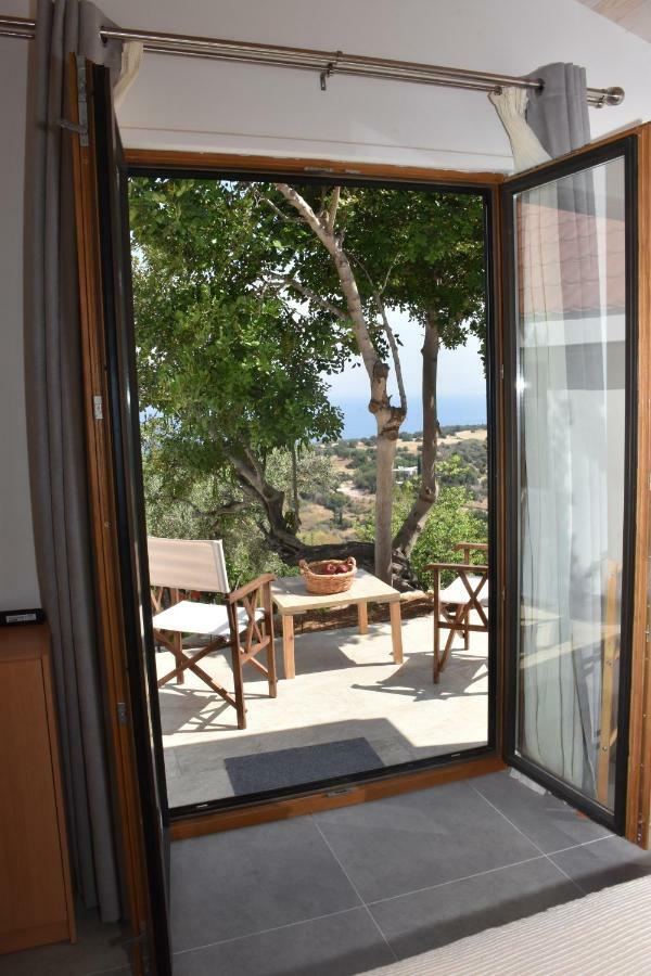 נאו חוריו Philip'S Holiday House מראה חיצוני תמונה