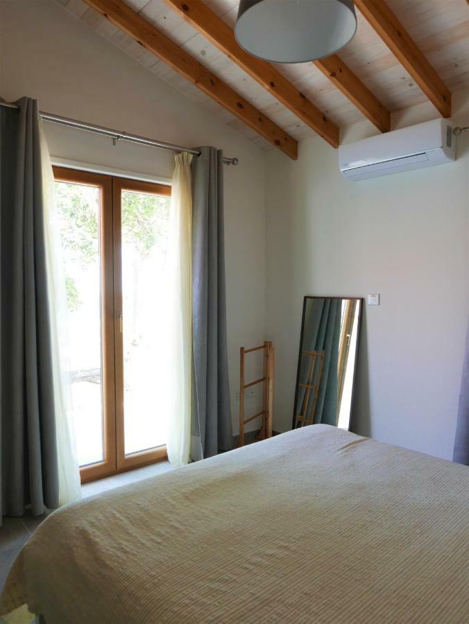 נאו חוריו Philip'S Holiday House מראה חיצוני תמונה